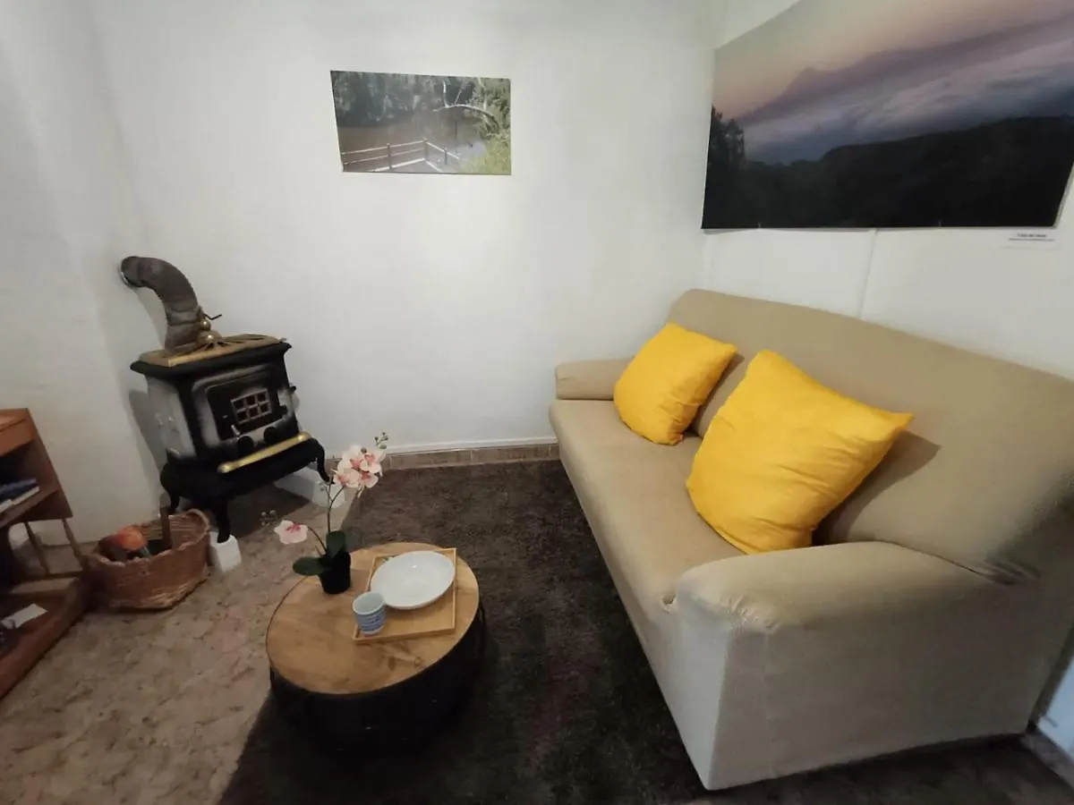 Casa Rural En El Parque Nacional De Garajonay En La Isla De La Gomera, Alonso Y Carmen Banda de Las Rosas Semesterbostad