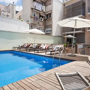 https://apartment-barcelona-rentals-gracia-pool-apartments-center.topbarcelonahotels.com