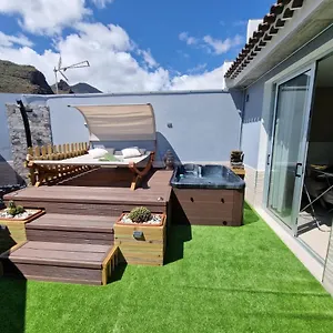 De 2 Y Dos Baños Con Ducha Solar Tamaimo